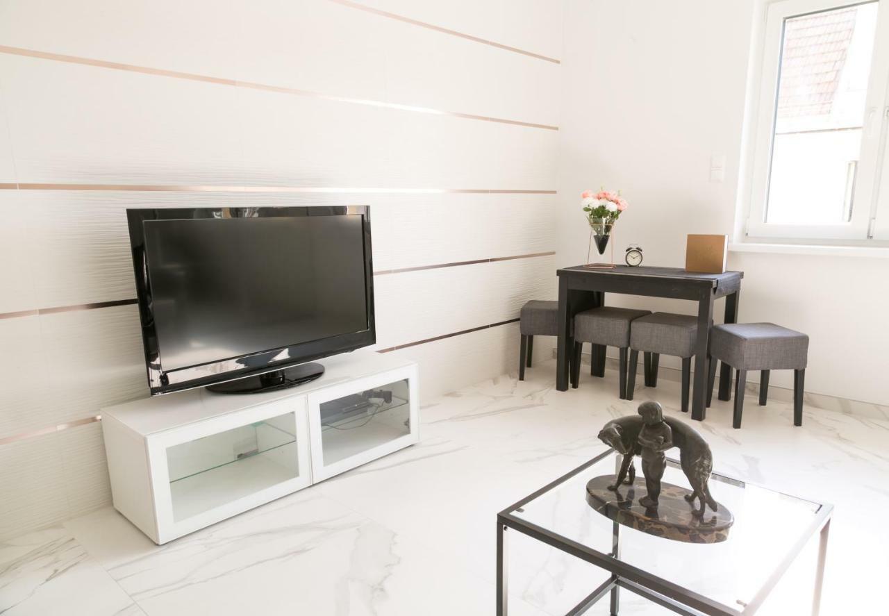 Supreme Vienna Studio Lägenhet Exteriör bild